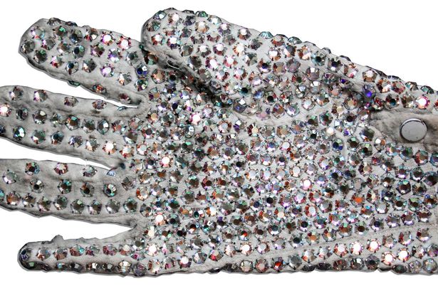 Michael Jackson's famous white sequined glove sells at auction for £41,000!  - MJVibe