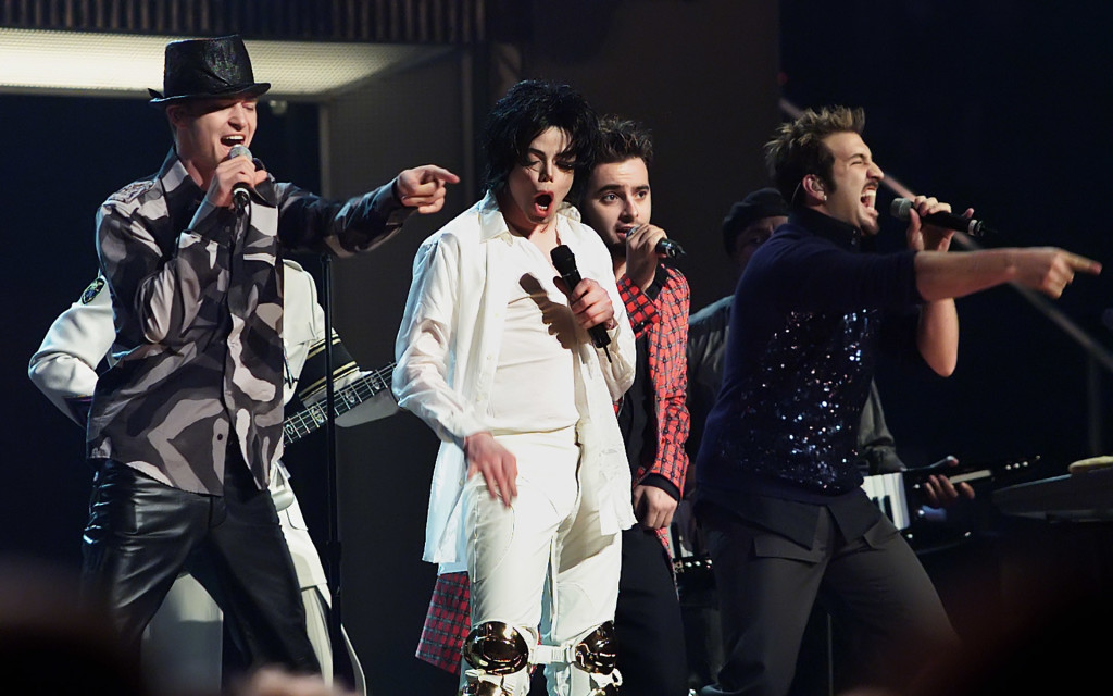 MICHAEL JACKSON PERFORMS WITH NSYNC IN NEW YORK