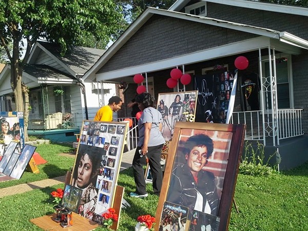 The World S Biggest Michael Jackson Fan Lives Right Here In South St Louis