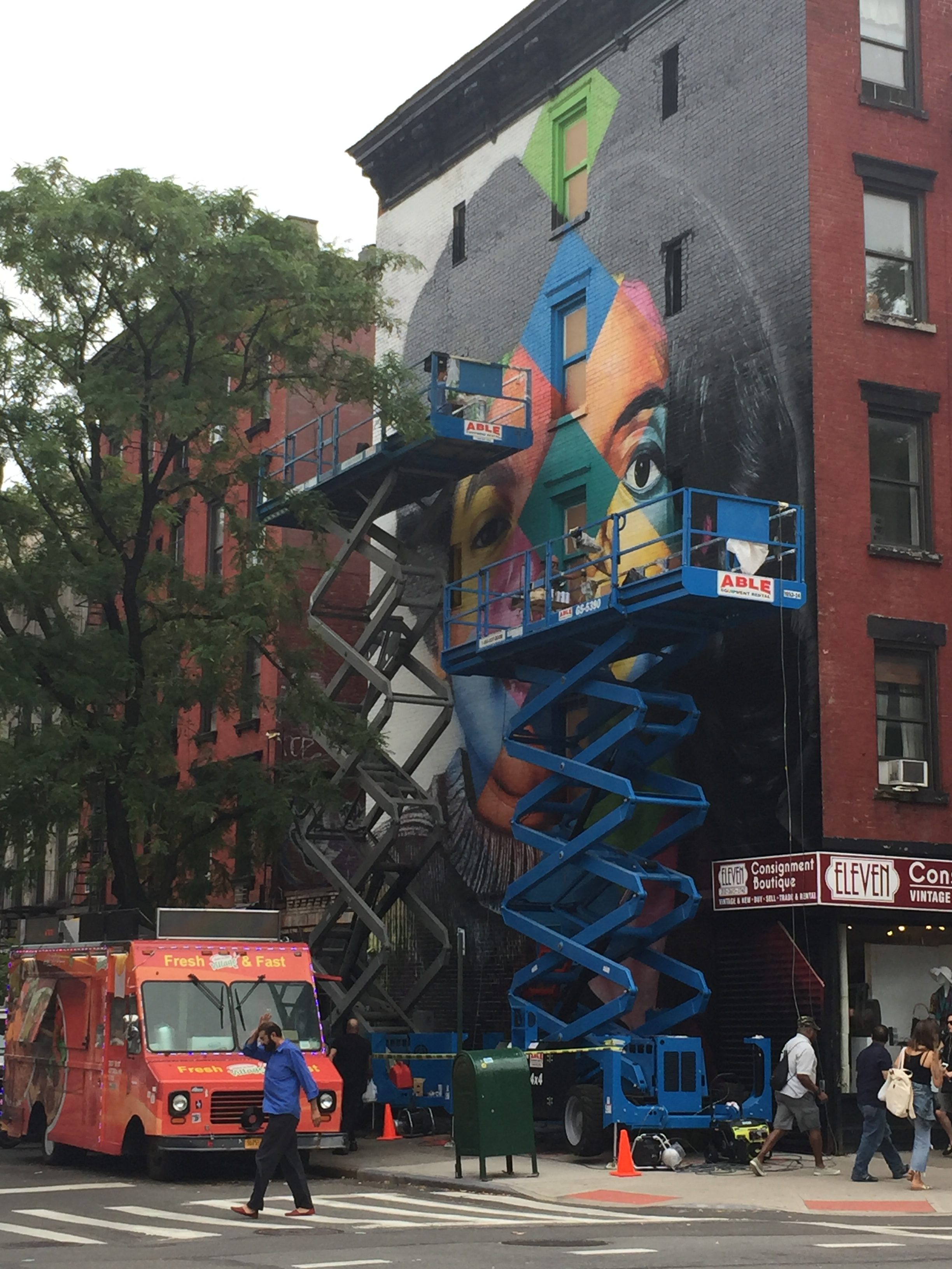 Michael Jackson Mural frappe East Village en tant que Spike Lee Preps MJ Block Party IMG_0090-e1532979649879