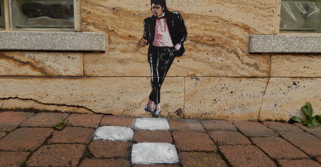 Un artiste de Street Graffiti laisse Michael Jackson au mur Jamie-Paul-Scanlon-3-1024x533