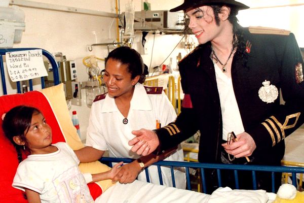 Humanitarian - Le vrai Michael Jackson (Documentaire complet) Human