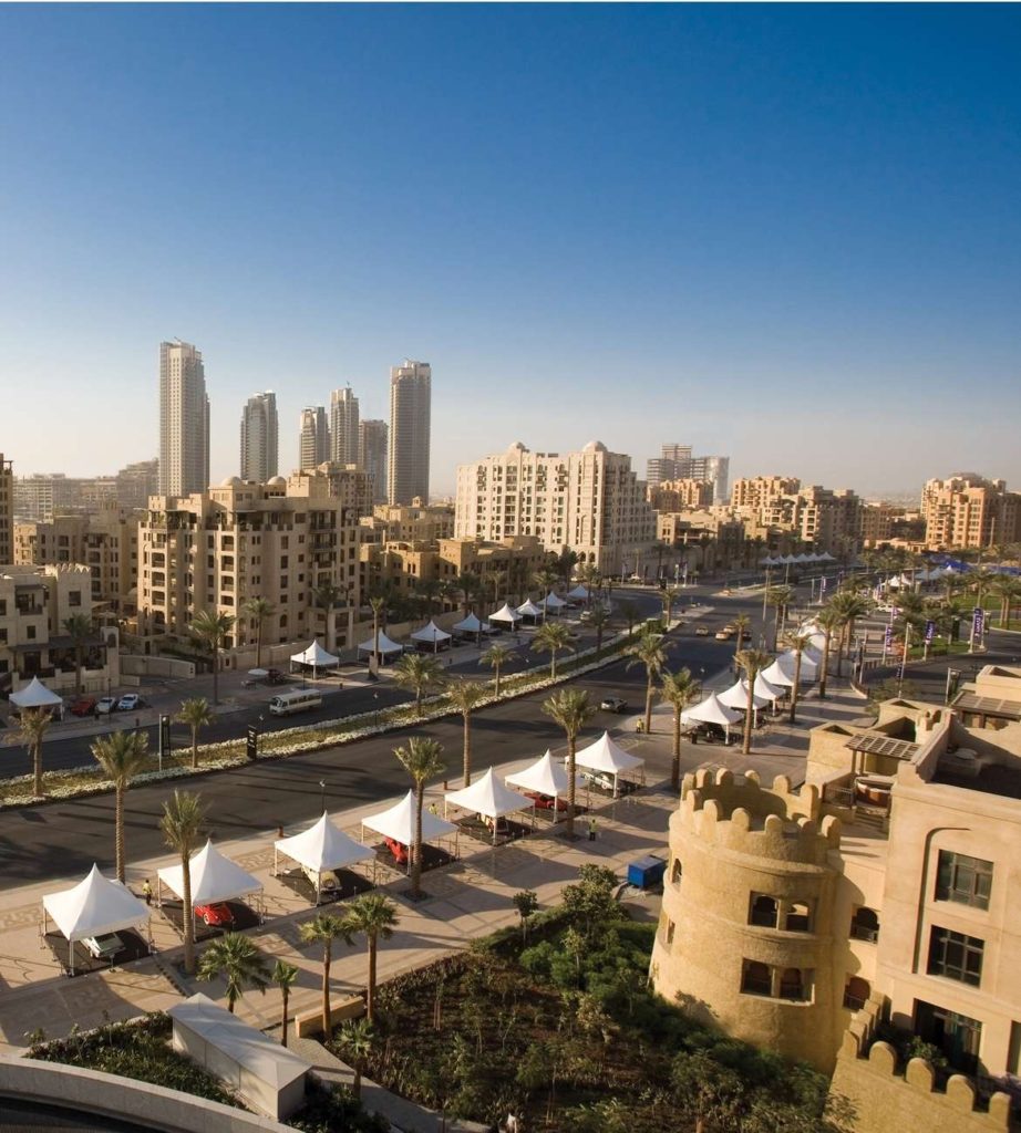 Le Walk of Fame de Dubaï pourrait avoir Michael Jackson - VOTEZ! Dubai-Star-01-922x1024