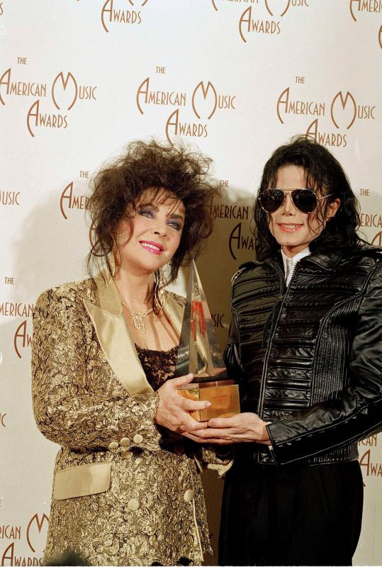 Les cadeaux de Michael Jackson à Elizabeth Taylor aux enchères Taylor