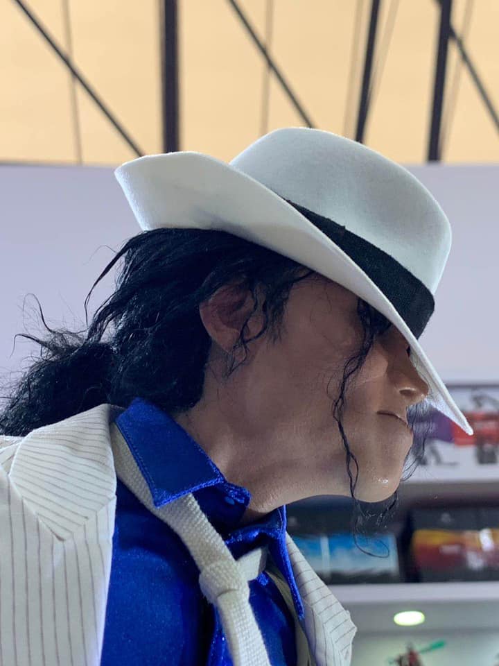 Michael Jackson Smooth Criminal 1:3 Scale Resin Statue