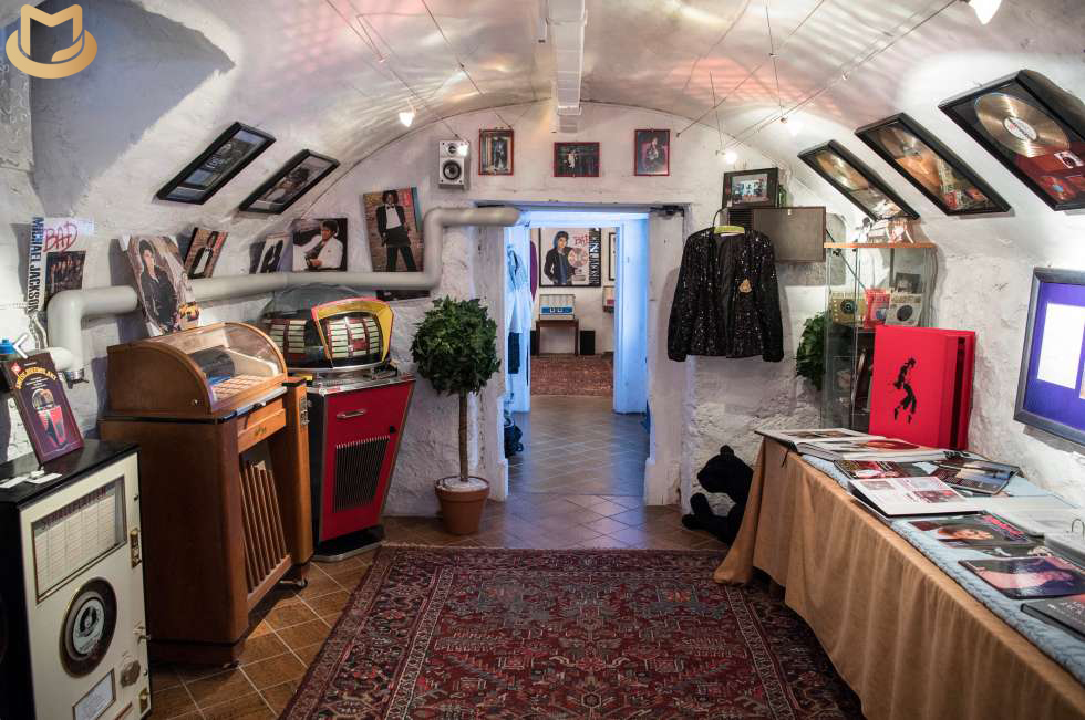 Menda City bag transmission Virtual tour of the King of Pop Museum in Switzerland - MJVibe