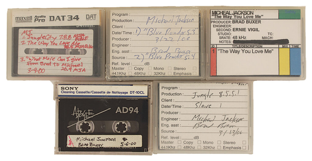 Cassettes Michael Jackson et autres objets aux enchères  GottaAp-01-1024x529