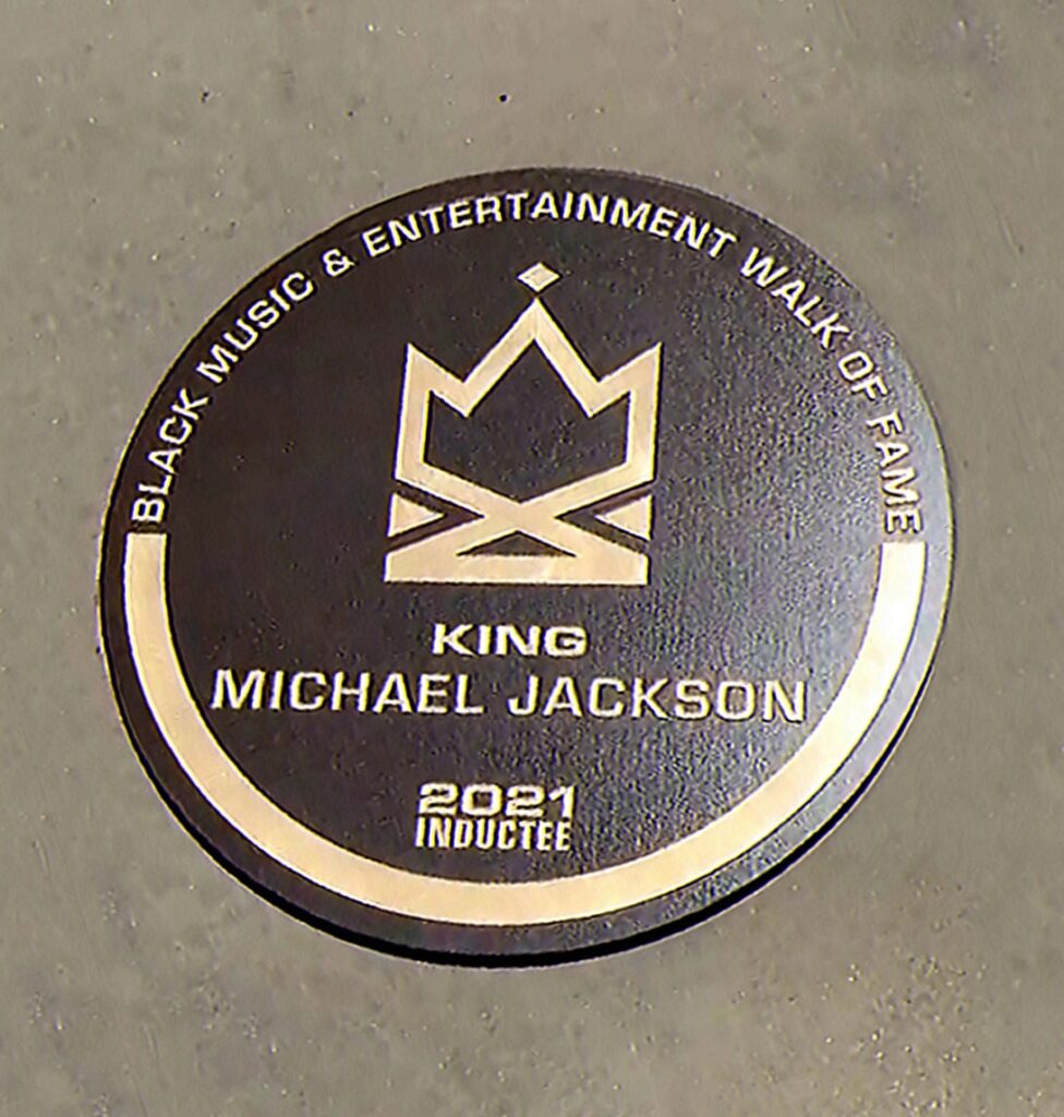 Le Black Music & Entertainment Walk of Fame intronise Michael Jackson  BMEWOF01-976x1024
