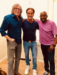 Universal Media Group Inc. publiera une édition spéciale Michael Jackson avec Greg Phillinganes Greg-TV-Special-01