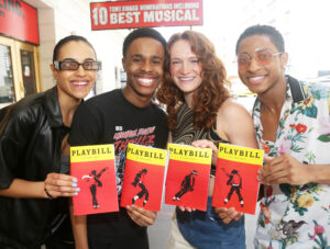 Playbill pour continuer les 4 reprises de MJ The Musical pour célébrer les Tony’s Nominations Playbill02-300x227