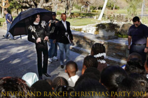 Michael Jackson a illuminé Noël en 2004 Christmas-2004-B-300x200