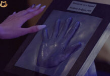 Michael Jackson’s original handprint now on display in Budapest!